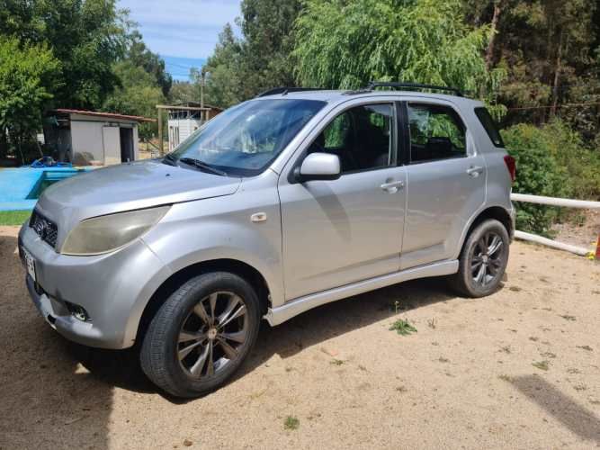 Dueño vende Daihatsu TERIOS año 2007