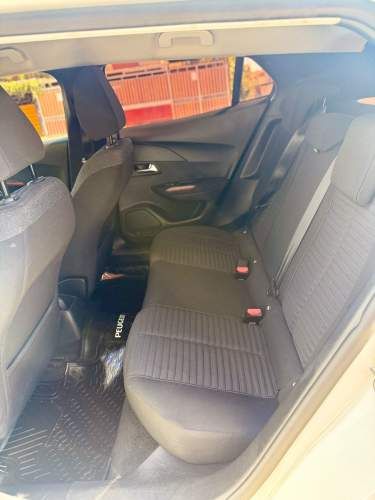 PEUGEOT 2008 BLUE HDI