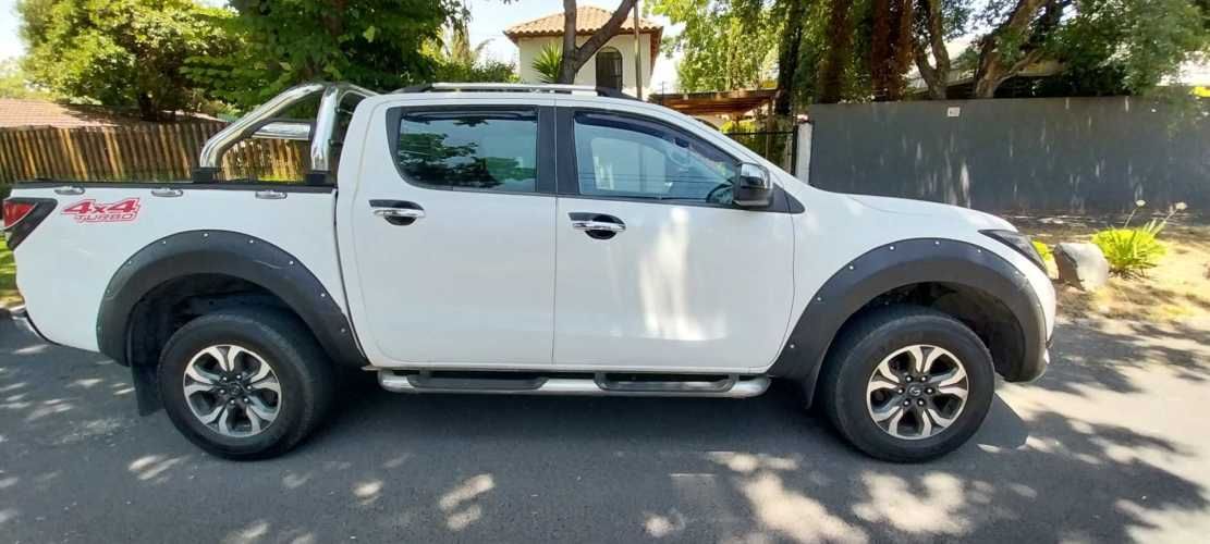 MAZDA BT 50 FULL 4X4 AUTOMATICA 3.2