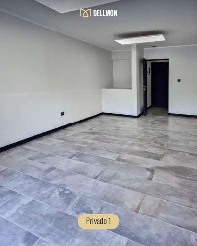 SE ARRIENDA OFICINA EN EL CENTRO