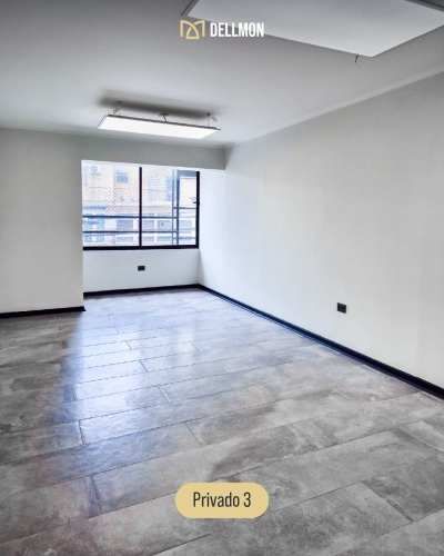 SE ARRIENDA OFICINA EN EL CENTRO