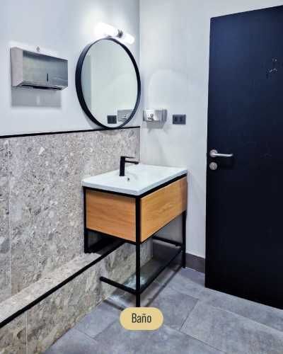 SE ARRIENDA OFICINA EN EL CENTRO