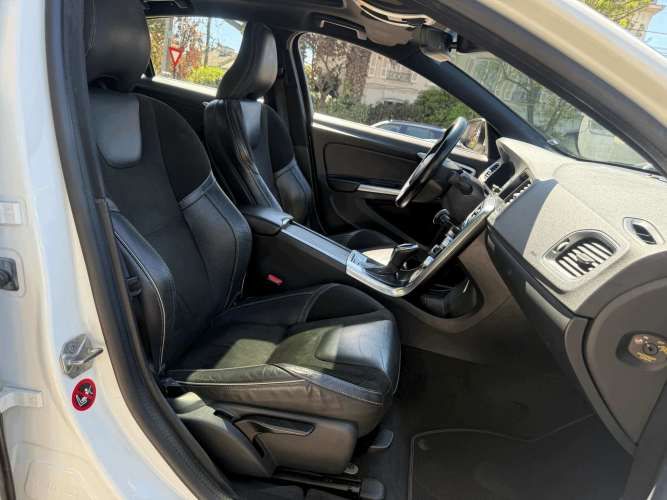 2018 Volvo S60 2.0 T5 R-Design Plus Auto