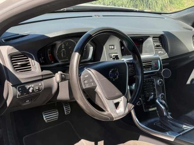 2018 Volvo S60 2.0 T5 R-Design Plus Auto