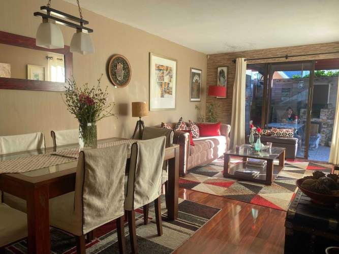 Moderna Propiedad con Excelente Inversión (137813)