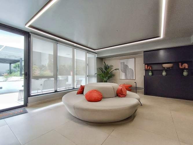 Av. Vicuña Mackenna  [2521-1]