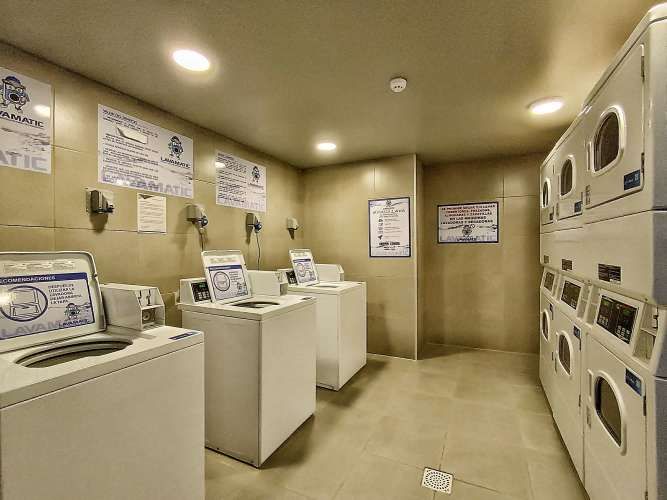 Av. Vicuña Mackenna  [2521-1]