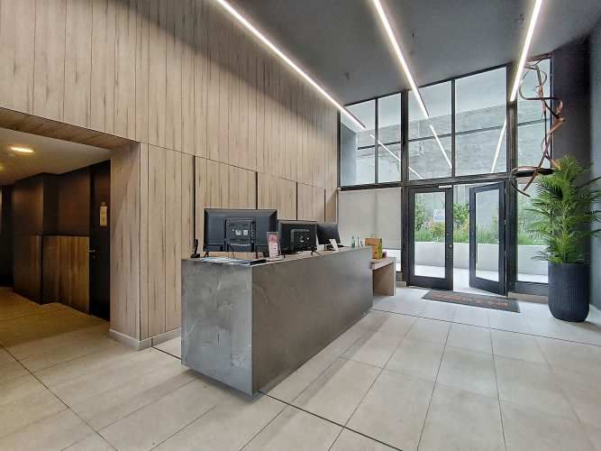 Av. Vicuña Mackenna  [2521-1]