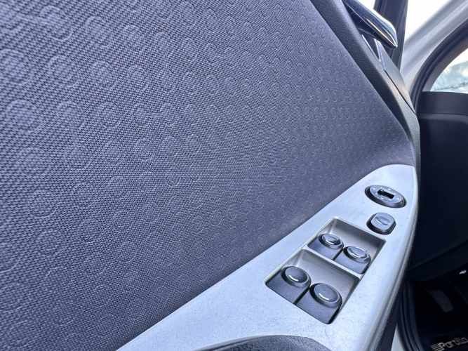 HYUNDAI ACCENT GLS HATCHBACK 1.4 2014