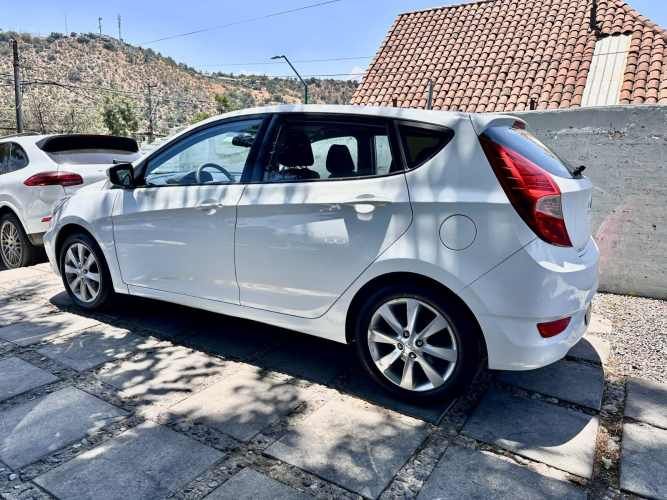 HYUNDAI ACCENT GLS HATCHBACK 1.4 2014