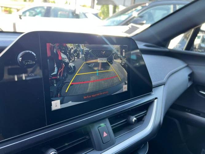 LEXUS UX 250H HÍBRIDO  2023