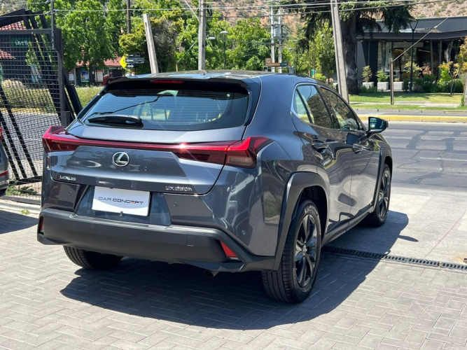 LEXUS UX 250H HÍBRIDO  2023