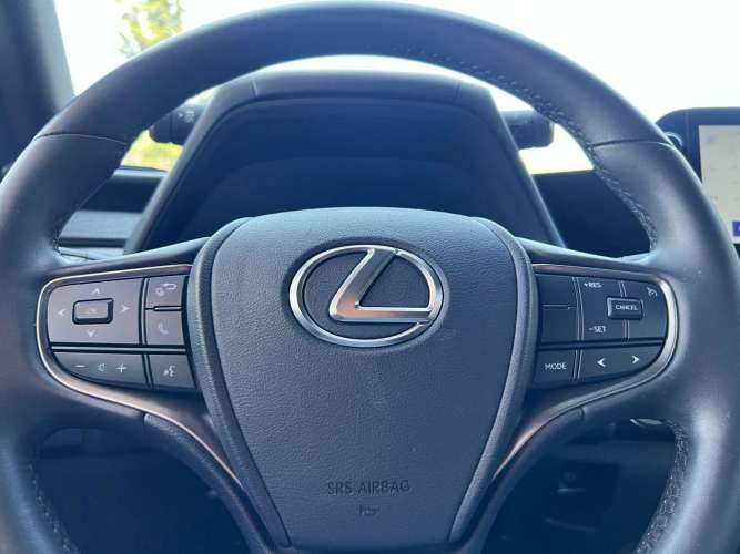 LEXUS UX 250H HÍBRIDO  2023