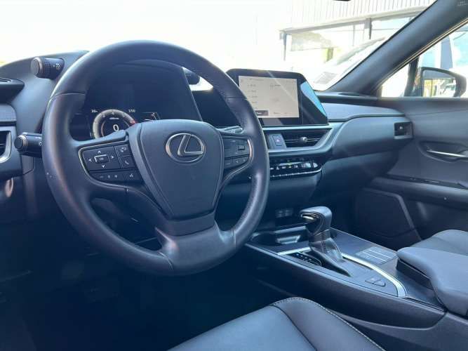 LEXUS UX 250H HÍBRIDO  2023