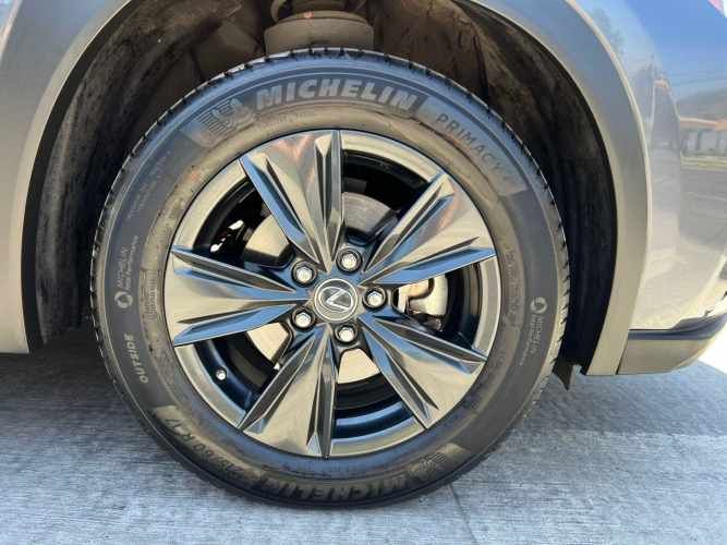 LEXUS UX 250H HÍBRIDO  2023