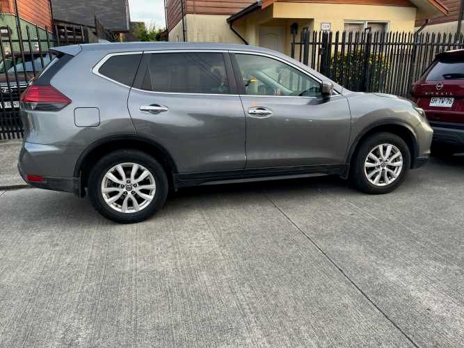 Nissan X-Trail 2.5 CVT Auto año 2021
