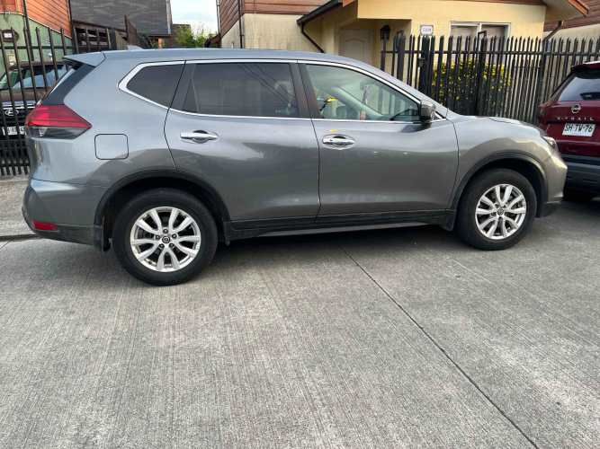 Nissan X-Trail 2.5 CVT Auto año 2021