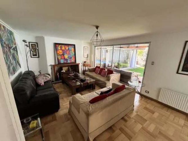 Casa de un piso en Jardín del Este, Vitacura (137939)