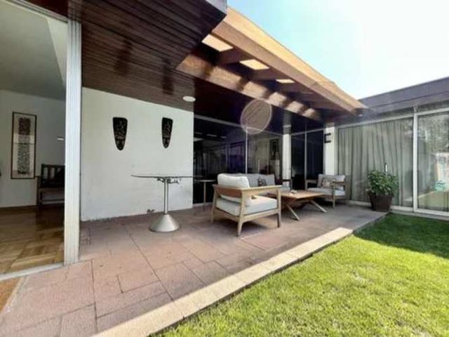 Casa de un piso en Jardín del Este, Vitacura (137939)