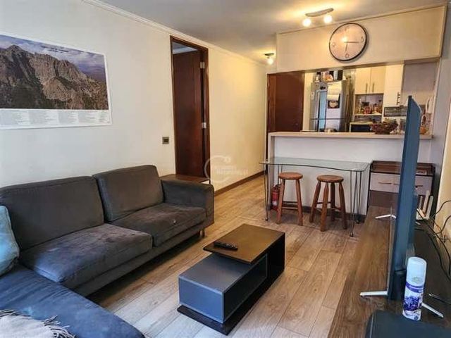 DEPARTAMENTO Departamento en arriendo de 2 dorm. en Las Condes