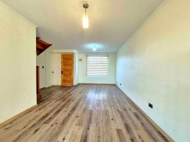 Casa Remodelada  3D/2B/2E ,Ubicación privilegiada ,Micro-Barrio Ingreso de Valle Grande