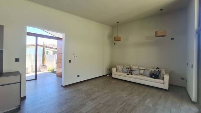 De Lujo -  Cond. Piedra Roja - 580m2