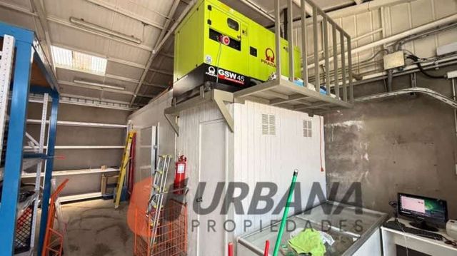 Local LOCAL COMERCIAL SUPERMERCADO ANDACOLLO OPORTUNIDAD!