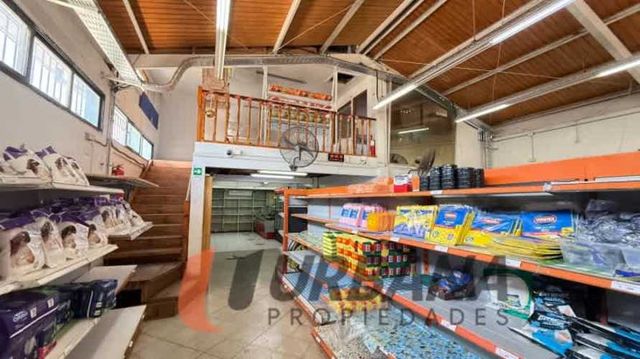 Local LOCAL COMERCIAL SUPERMERCADO ANDACOLLO OPORTUNIDAD!