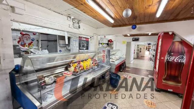 Local LOCAL COMERCIAL SUPERMERCADO ANDACOLLO OPORTUNIDAD!