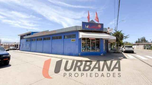 Local LOCAL COMERCIAL SUPERMERCADO ANDACOLLO OPORTUNIDAD!
