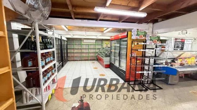 Local LOCAL COMERCIAL SUPERMERCADO ANDACOLLO OPORTUNIDAD!