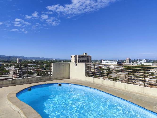 Departamento en Edificio Costo Azul