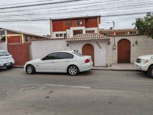 CASA SOLIDA DOS PISOS MAS MANSARDA