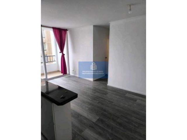 SE ARRIENDA DEPARTAMENTO  SIN AMOBLAR TRES HABITACIONES