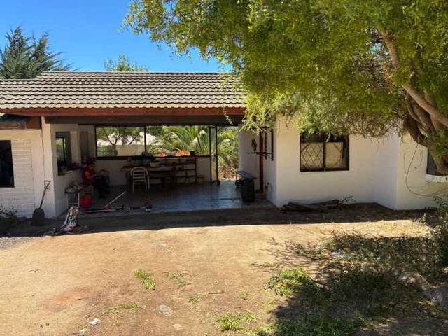 EN ARRIENDO GRAN CASA EN PARCELA