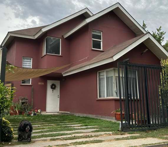 HERMOSA CASA EN ESTANCIA LIRAY !