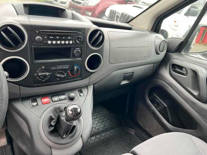 PEUGEOT PARTNER 2017 DIESEL