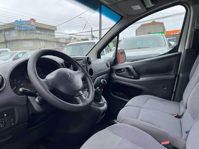 PEUGEOT PARTNER 2017 DIESEL