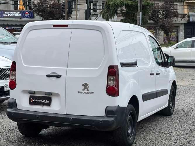 PEUGEOT PARTNER 2017 DIESEL