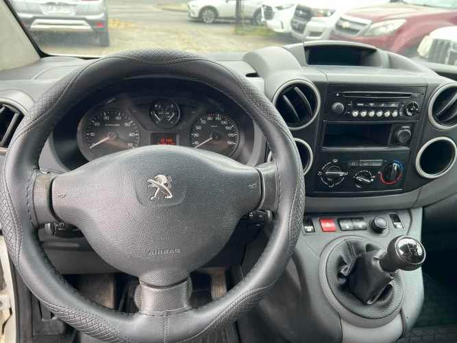 PEUGEOT PARTNER 2017 DIESEL