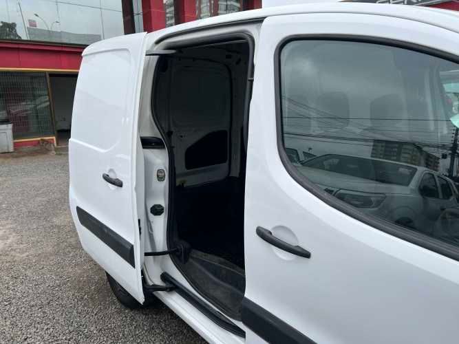 PEUGEOT PARTNER 2017 DIESEL