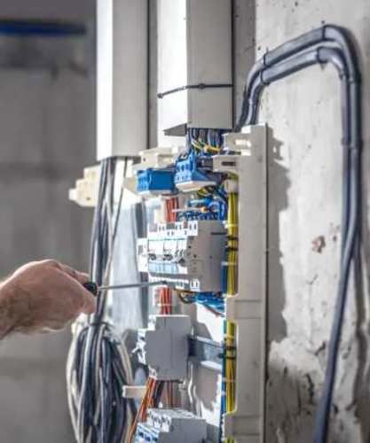 Técnico en electrónica, instrumentación o telecomunicaciones