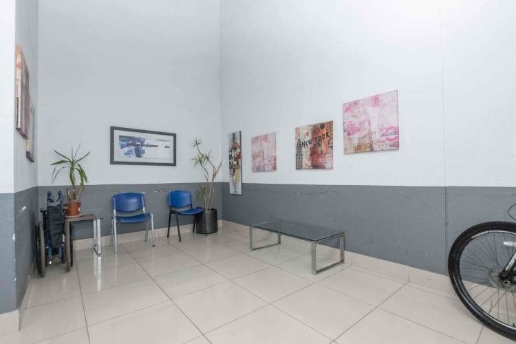 Avenida Vicuña Macke [88-1]