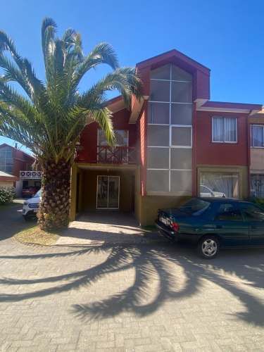 Casa 3 Dormitorios en Condominio, Chiguayante.