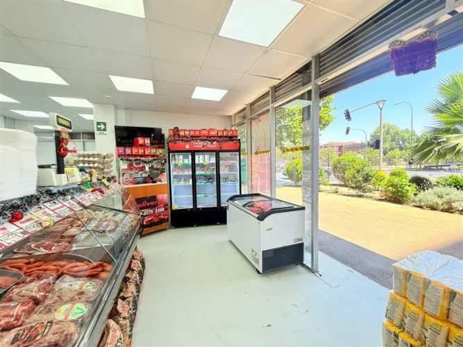 LOCAL COMERCIAL Av. Manuel Rodríguez con Moneda