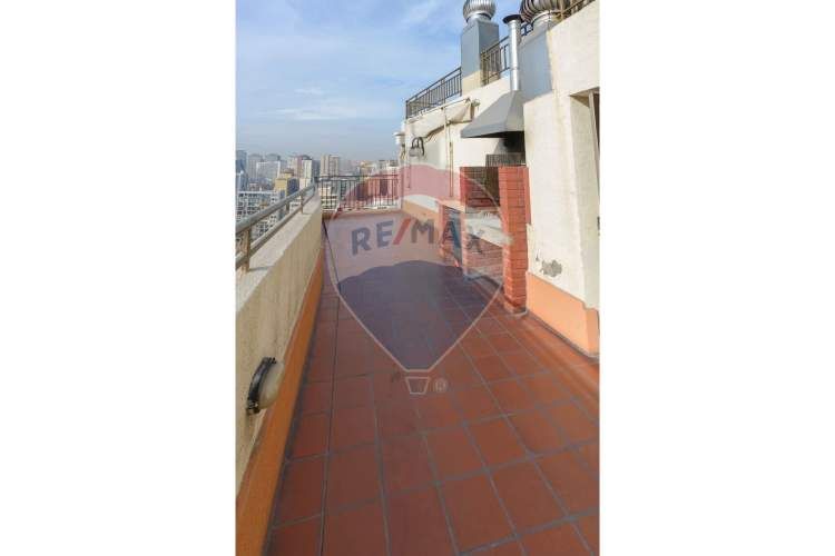 Amplio departamento 2d 2b