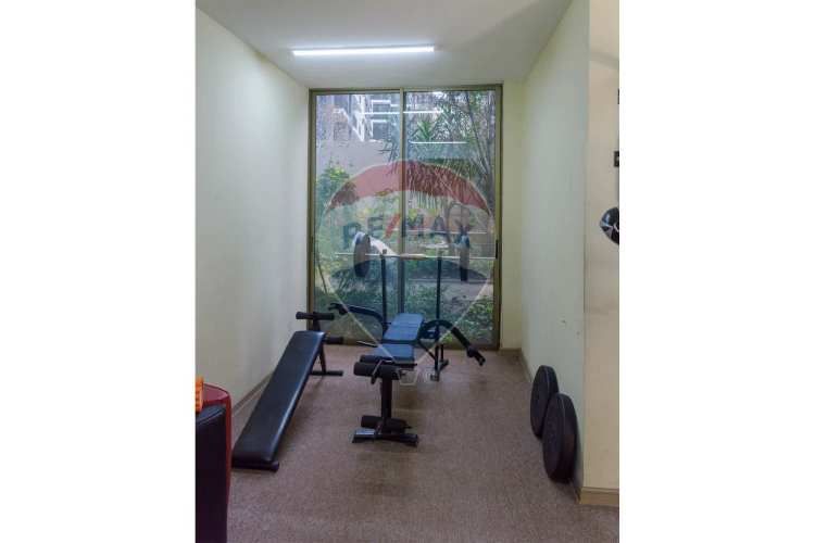 Amplio departamento 2d 2b