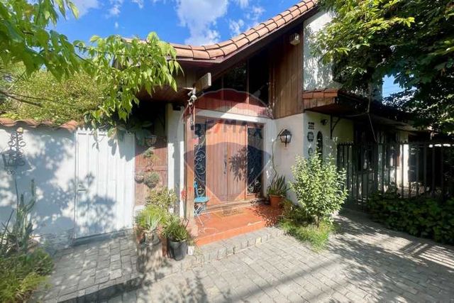 Casa con gran potencial, vitacura