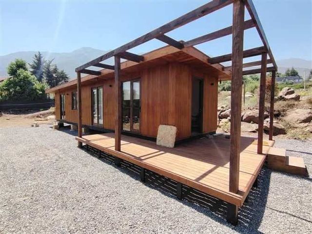 CASA Arboretum Norte/ Los Troncos