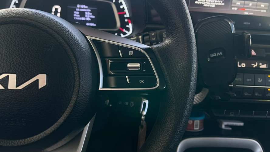 Kia Sonet EX 1.5 (2023)